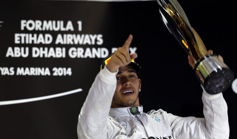 Hamilton, en el podio de Abu Dabi Hamilton, en el podio de Abu Dabi
