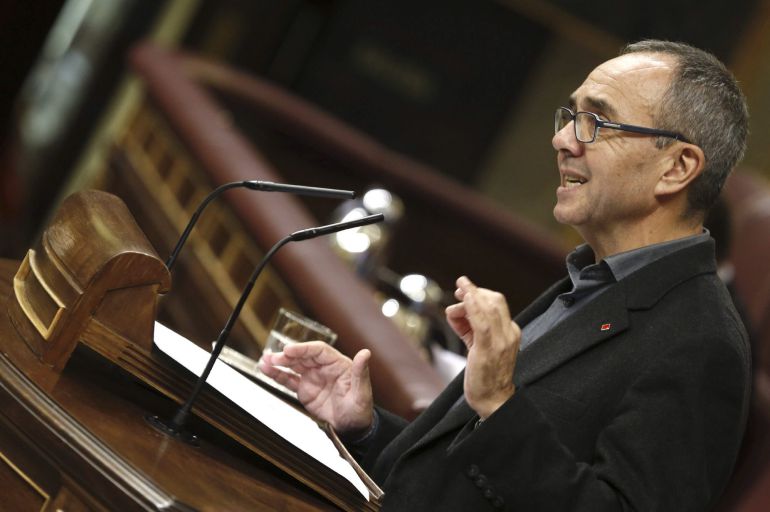 El diputado de Izquierda Plural Joan Coscubiela, durante su intervención una intervención en la sesión de control al Gobierno en el Congreso. El diputado de Izquierda Plural Joan Coscubiela, durante su intervención una intervención en la sesión de control al Gobierno en el Congreso.
