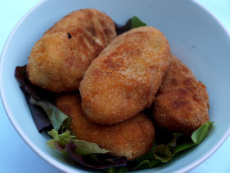Croquetas de setas y queso. Croquetas de setas y queso.