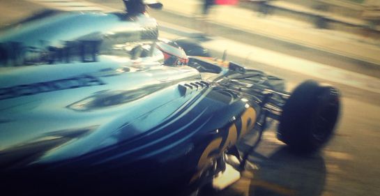 El nuevo monoplaza de McLaren-Honda, en los test de Abu Dabi. El nuevo monoplaza de McLaren-Honda, en los test de Abu Dabi.