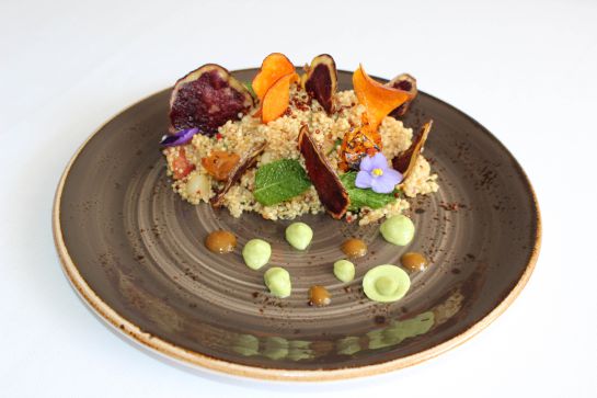 Solterito de quinoa. Solterito de quinoa.