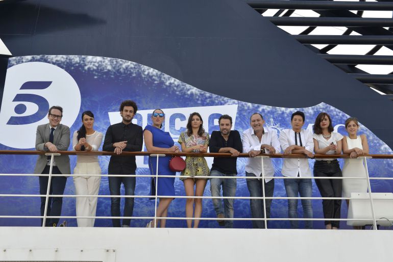 Reparto inicial de la serie 'Anclados' en el que ya no está Daniel Guzmán ni Daniel Albadalejo Reparto inicial de la serie 'Anclados' en el que ya no está Daniel Guzmán ni Daniel Albadalejo