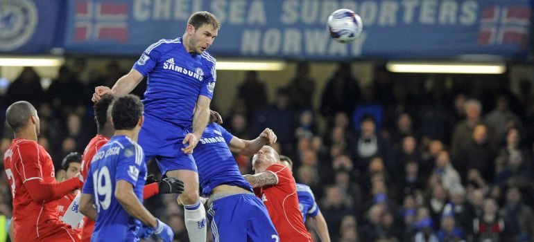 ARA01. LONDRES (REINO UNIDO), 27/01/2015.- Branislav Ivanovic (c) del Chelsea anota un gol ante el Liverpool durante la semifinal de la Copa English Capital One en el estadio Stamford Bridge de Londres (Reino Unido) hoy, martes 27 de enero de 2015. EFE/GERRY PENNY
TÉMINOS Y CONDICIONES EN http://www.epa.eu/downloads/DataCo-TCs.pdf ARA01. LONDRES (REINO UNIDO), 27/01/2015.- Branislav Ivanovic (c) del Chelsea anota un gol ante el Liverpool durante la semifinal de la Copa English Capital One en el estadio Stamford Bridge de Londres (Reino Unido) hoy, martes 27 de enero de 2015. EFE/GERRY PENNY
TÉMINOS Y CONDICIONES EN http://www.epa.eu/downloads/DataCo-TCs.pdf