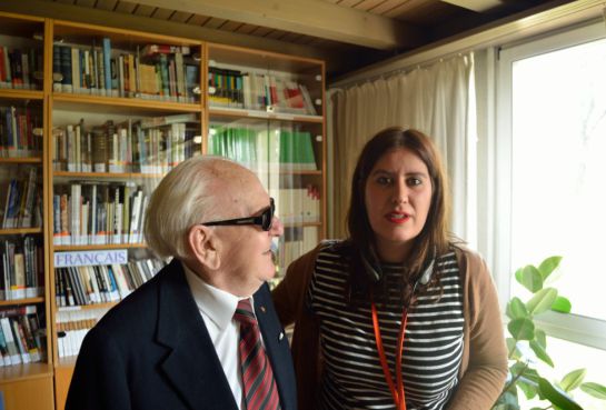 Uno de los supervivientes, Josef Paczinsky, junto a la corresponsal de Cadena SER en Berlín, María Prieto Uno de los supervivientes, Josef Paczinsky, junto a la corresponsal de Cadena SER en Berlín, María Prieto