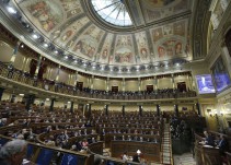 Mil viajes de diputados socialistas con cargo al Congreso