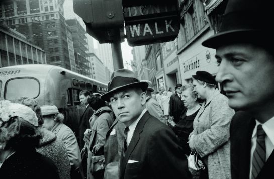 La Fundación Mapfre acoge la primera gran retrospectiva en 25 años del fotógrafo Garry Winogrand, considerado 'el cronista de América': Winogrand, el fotógrafo de las calles de América La Fundación Mapfre acoge la primera gran retrospectiva en 25 años del fotógrafo Garry Winogrand, considerado 'el cronista de América': Winogrand, el fotógrafo de las calles de América