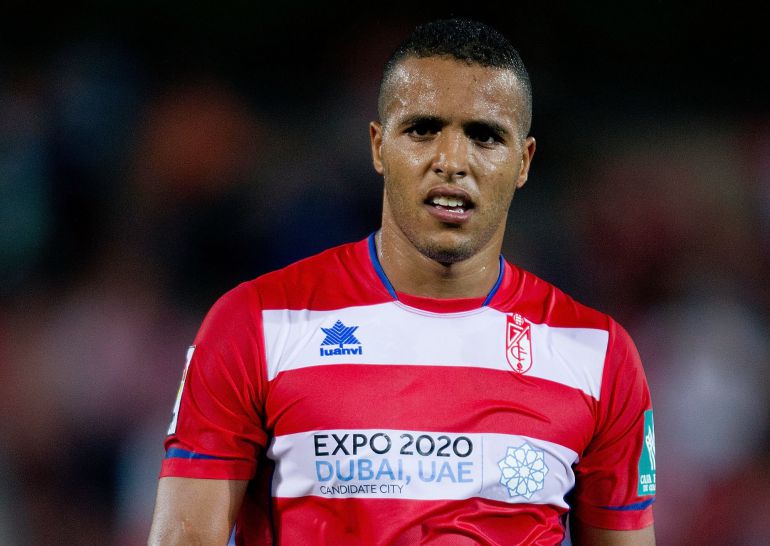 El Arabi, durante un partido del Granada El Arabi, durante un partido del Granada