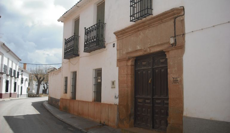 Un concejal del PSOE en Fuenllana, cabeza de lista del PP Un concejal del PSOE en Fuenllana, cabeza de lista del PP
