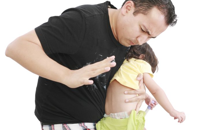 El Consejo de Europa condena a Francia por no prohibir los castigos a los niños El Consejo de Europa condena a Francia por no prohibir los castigos a los niños