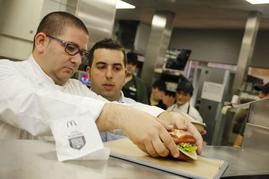 "Yo me siento cocinero. No solo cocinero de alta cocina". "Yo me siento cocinero. No solo cocinero de alta cocina".