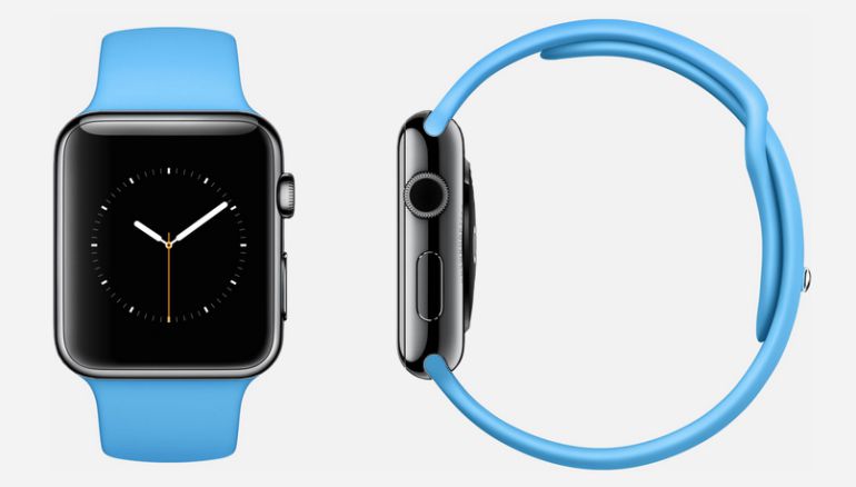 Apple Watch negro con correa deportiva en azul Apple Watch negro con correa deportiva en azul