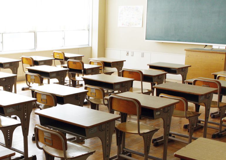 Preocupación por el uso de plaguicidas en los patios de los colegios | 24-04-2015 Preocupación por el uso de plaguicidas en los patios de los colegios | 24-04-2015