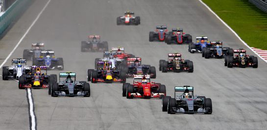 Lewis Hamilton salió desde la 'pole' en el GP de Malasia. Lewis Hamilton salió desde la 'pole' en el GP de Malasia.