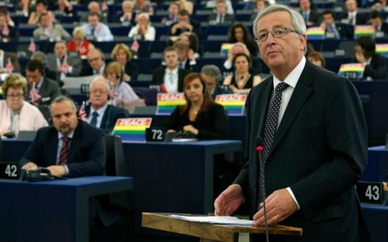 Jean-Claude Juncker ante el Parlamento Europeo durante el debate sobre su elección en el Parlamento Europeo en Estrasburgo Jean-Claude Juncker ante el Parlamento Europeo durante el debate sobre su elección en el Parlamento Europeo en Estrasburgo