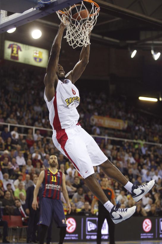Olympiacos ganó con claridad al Barcelona Olympiacos ganó con claridad al Barcelona