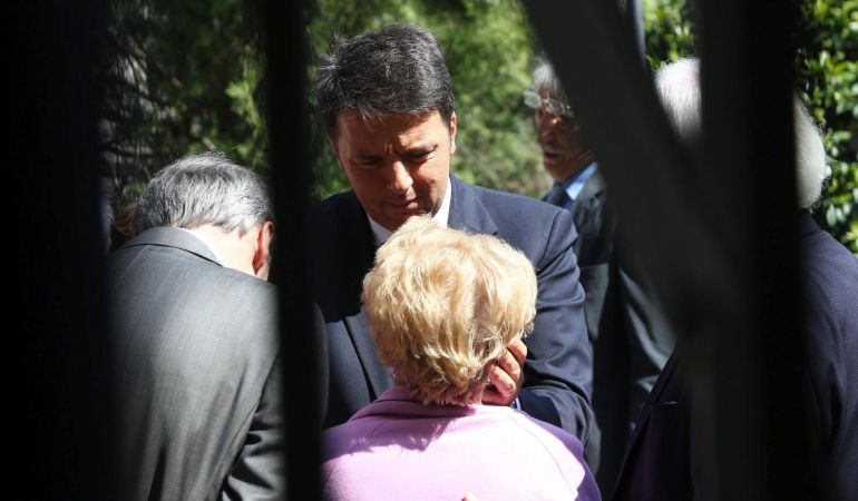 El primer ministro italiano, Matteo Renzi, visita Marzabotto para rendir homenaje a las víctimas de la masacre. El primer ministro italiano, Matteo Renzi, visita Marzabotto para rendir homenaje a las víctimas de la masacre.