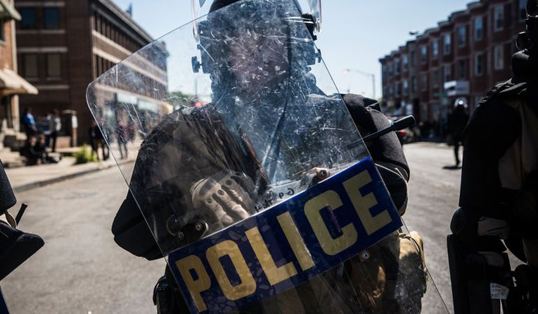 Un policía estatal de Maryland durante los disturbios tras el funeral de Freddie Gray. Un policía estatal de Maryland durante los disturbios tras el funeral de Freddie Gray.