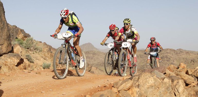 Fran Pérez ha sido el ganador de la tercera etapa de la Titan Desert. Fran Pérez ha sido el ganador de la tercera etapa de la Titan Desert.