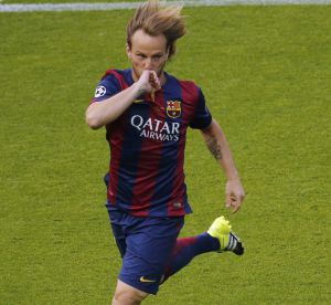 Rakitic celebra el primer gol. Rakitic celebra el primer gol.