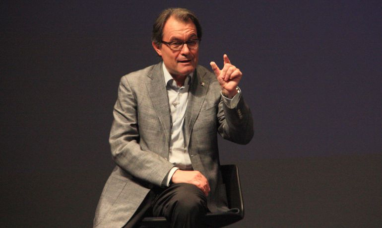 Artur Mas, durante una conversación con Iñaki Gabilondo en el espacio Barts de Barcelona Artur Mas, durante una conversación con Iñaki Gabilondo en el espacio Barts de Barcelona