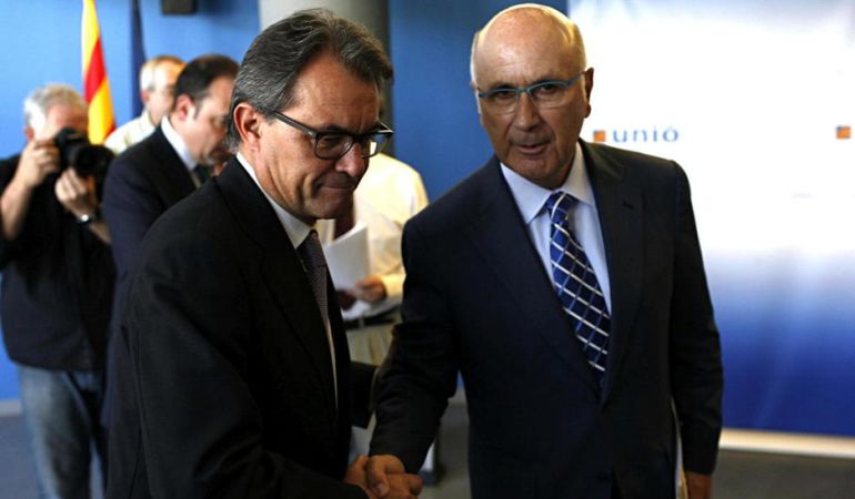 El líder de UDC, Josep Antoni Duran Lleida, y el presidente catalán y de CDC, Artur Mas. El líder de UDC, Josep Antoni Duran Lleida, y el presidente catalán y de CDC, Artur Mas.