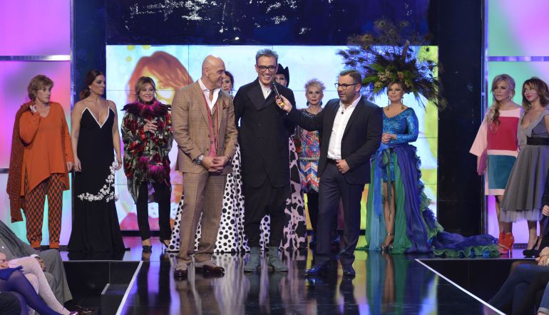 Presentador y colaboradores de 'Sálvame' Presentador y colaboradores de 'Sálvame'