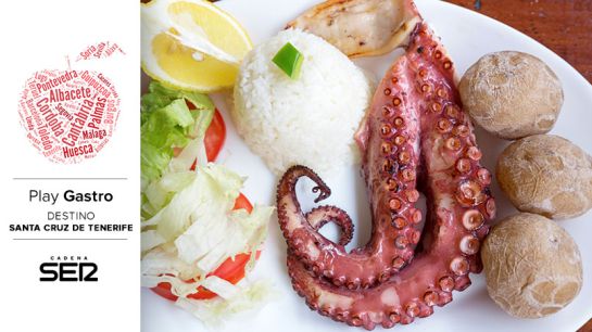 Pulpo con papas en La Gomera. Pulpo con papas en La Gomera.