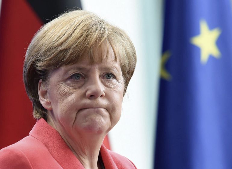 La canciller alemana, Angela Merkel, y su vicecanciller y ministro de Economía, Sigmar Gabriel (fuera de la imagen), ofrecen una rueda de prensa en Berlín, Alemania, el 29 de junio del 2015. La canciller alemana, Angela Merkel, y su vicecanciller y ministro de Economía, Sigmar Gabriel (fuera de la imagen), ofrecen una rueda de prensa en Berlín, Alemania, el 29 de junio del 2015.