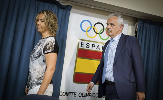 La excapitana del equipo de la Davis, Gala León, y el expresidente de la Federación Española de Tenis, José Luis Escañuela, en su comparecencia del pasado 24 de junio. La excapitana del equipo de la Davis, Gala León, y el expresidente de la Federación Española de Tenis, José Luis Escañuela, en su comparecencia del pasado 24 de junio.