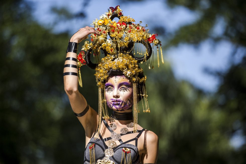 La atracción principal del evento es el "Body Circus", una experiencia surreal, en la que cada año, artistas de 50 países brindan un espectáculo de música y talento. La atracción principal del evento es el "Body Circus", una experiencia surreal, en la que cada año, artistas de 50 países brindan un espectáculo de música y talento.