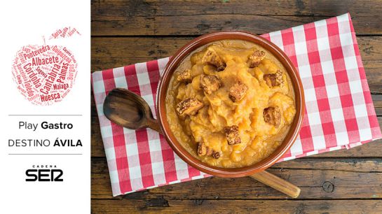 ¡No se puede pasar por Ávila sin probar sus patatas revolconas! ¡No se puede pasar por Ávila sin probar sus patatas revolconas!