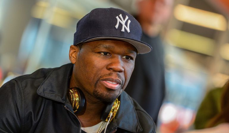 Fotografía de archivo del artista 50 cent. Fotografía de archivo del artista 50 cent.