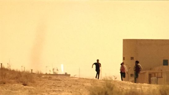 Así se ve la escena rodada en el combo del director Así se ve la escena rodada en el combo del director