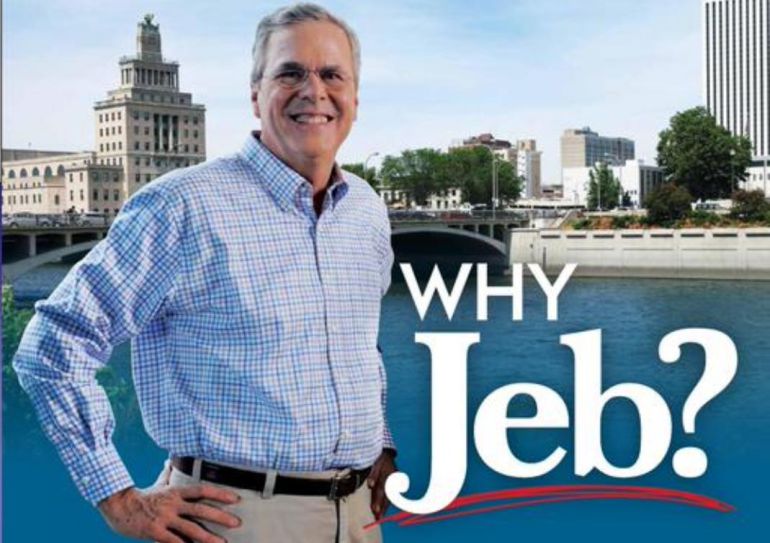 La foto del cartel que muesta la 'mano negra' de Jeb Bush. La foto del cartel que muesta la 'mano negra' de Jeb Bush.