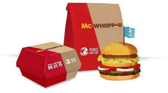 Burger King propone a McDonald's crear la 'McWhopper' Burger King propone a McDonald's crear la 'McWhopper'