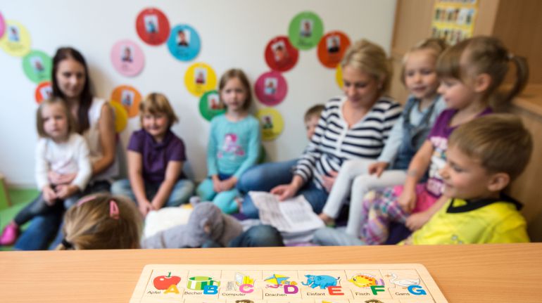 Los niños que participaban en las peleas tenían entre 4 y 6 años. Los niños que participaban en las peleas tenían entre 4 y 6 años.