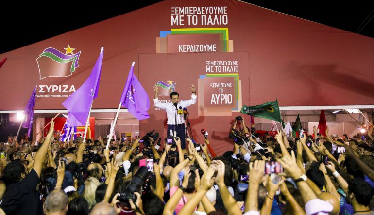 Alexis Tsipras comparece ante sus seguidores tras la victoria electoral Alexis Tsipras comparece ante sus seguidores tras la victoria electoral