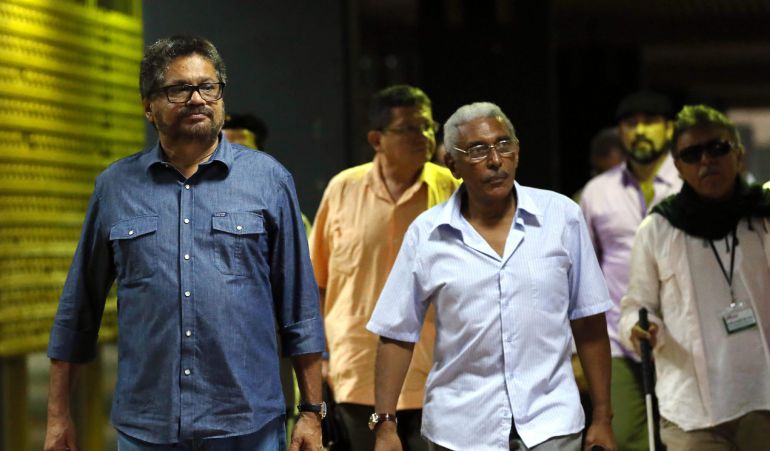 El segundo jefe de las FARC, Iván Márquez, llegando a una de las conversaciones de paz con representantes del Gobierno de Colombia en La Habana (Cuba). EFE/Alejandro Ernesto El segundo jefe de las FARC, Iván Márquez, llegando a una de las conversaciones de paz con representantes del Gobierno de Colombia en La Habana (Cuba). EFE/Alejandro Ernesto