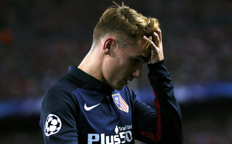 Antoine Griezmann durante el partido de Champions ante el Benfica. Antoine Griezmann durante el partido de Champions ante el Benfica.