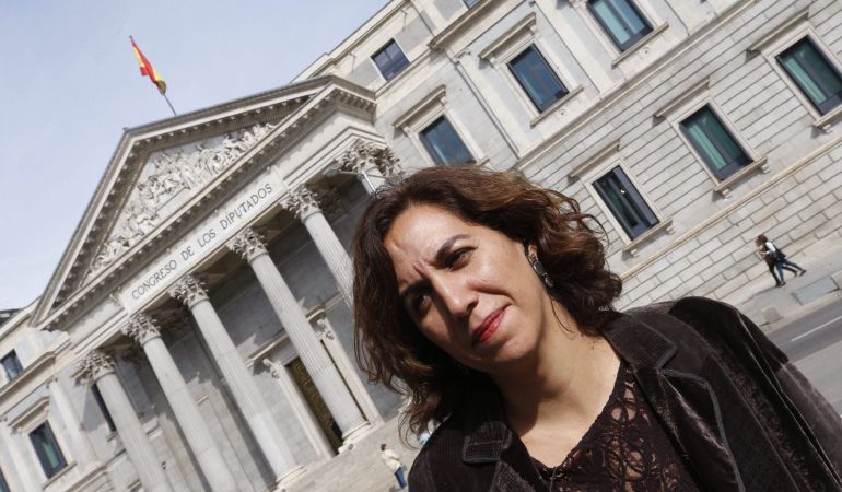 La exdiputada de UPyD Irene Lozano, que ha aceptado la propuesta de integrarse en las listas del PSOE a las generales. La exdiputada de UPyD Irene Lozano, que ha aceptado la propuesta de integrarse en las listas del PSOE a las generales.