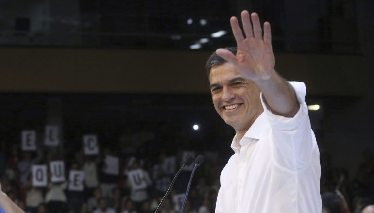 El secretario general del PSOE, Pedro Sánchez, durante su intervención hoy en el acto de presentación de las candidaturas al Congreso y Senado. El secretario general del PSOE, Pedro Sánchez, durante su intervención hoy en el acto de presentación de las candidaturas al Congreso y Senado.