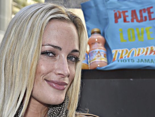 Fotografía del 27 de junio de 2012 de la modelo sudafricana Reeva Steenkamp, por cuyo homicidio está condenado Pistorius. Fotografía del 27 de junio de 2012 de la modelo sudafricana Reeva Steenkamp, por cuyo homicidio está condenado Pistorius.