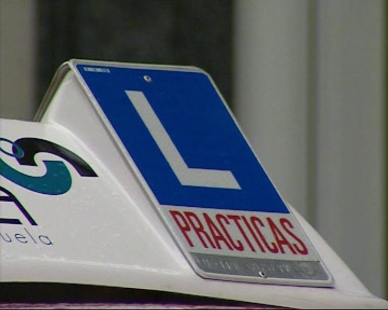 Los examinadores de tráfico en huelga Los examinadores de tráfico en huelga