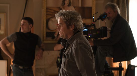 Iñaki Mercero, en primer plano, director de 'El caso. Crónica de sucesos' Iñaki Mercero, en primer plano, director de 'El caso. Crónica de sucesos'