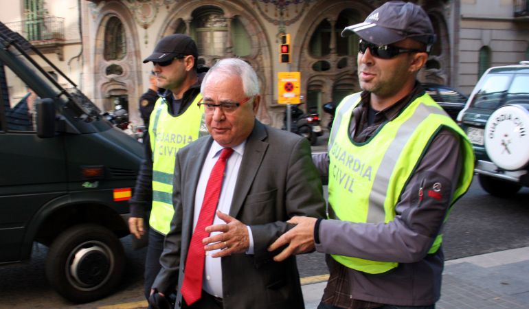 Andreu Viloca, en el momento de su detención a cargo de la Guardia Civil Andreu Viloca, en el momento de su detención a cargo de la Guardia Civil
