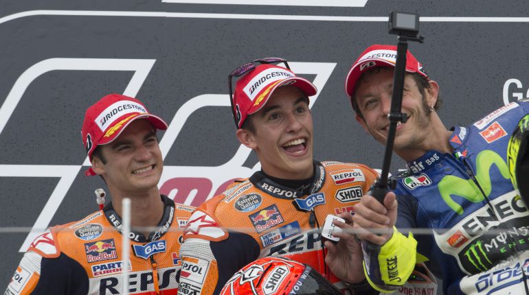 Dani Pedrosa, Marc Márquez y Valentino Rossi, en el GP de Alemania 2015. Dani Pedrosa, Marc Márquez y Valentino Rossi, en el GP de Alemania 2015.