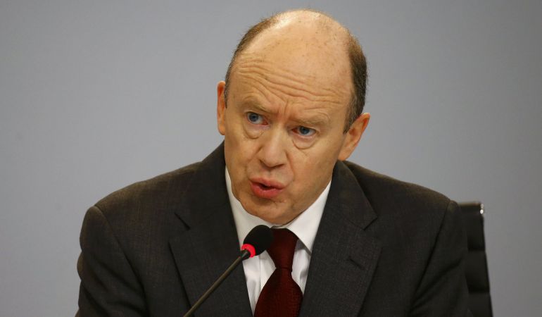 El nuevo presidente ejecutivo de Deutsche Bank, John Cryan, durante una conferencia de prensa en Frankfurt. El nuevo presidente ejecutivo de Deutsche Bank, John Cryan, durante una conferencia de prensa en Frankfurt.