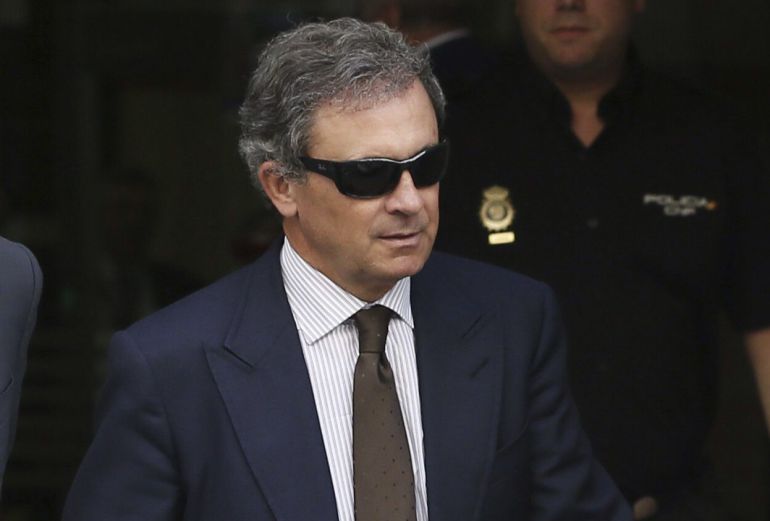 Jordi Pujol Ferrusola, hijo del expresidente de la Generalitat de Cataluña, a su salida de la Audiencia Nacional tras declarar en septiembre de 2014 Jordi Pujol Ferrusola, hijo del expresidente de la Generalitat de Cataluña, a su salida de la Audiencia Nacional tras declarar en septiembre de 2014