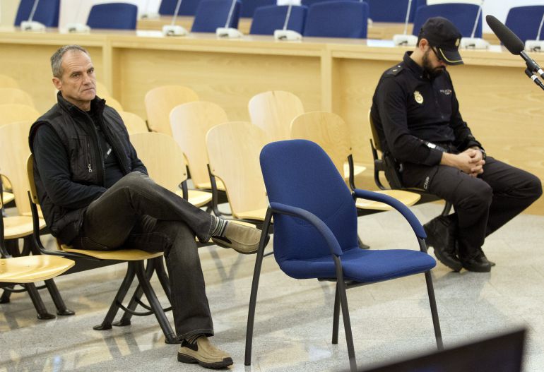 El exdirigente de ETA José Javier Arizkuren Ruiz, 'Kantauri', en la Audiencia Nacional. El exdirigente de ETA José Javier Arizkuren Ruiz, 'Kantauri', en la Audiencia Nacional.