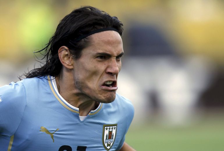 Edinson Cavani celebra el gol anotado ante Ecuador. Edinson Cavani celebra el gol anotado ante Ecuador.